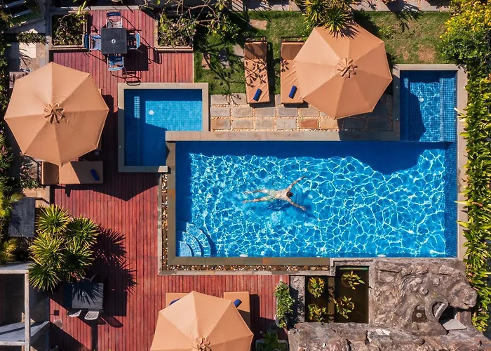 River View Hotel 4*