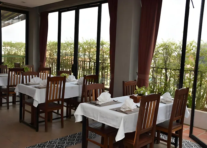 Hotel River View