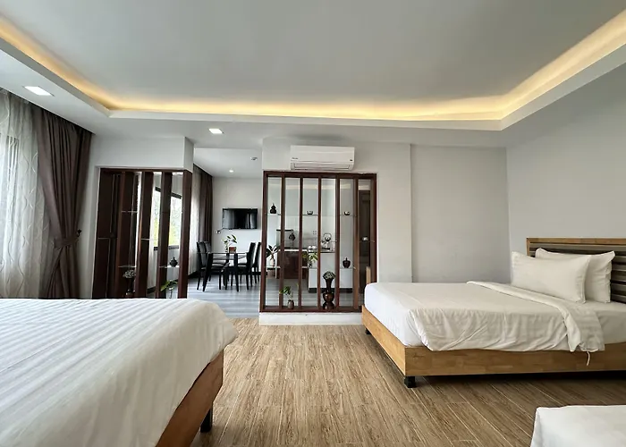 River View Hotel 4*